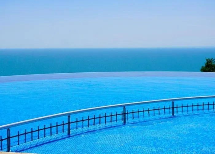 Sea View Infinity For Two - July Morning Complex Апартаменты *