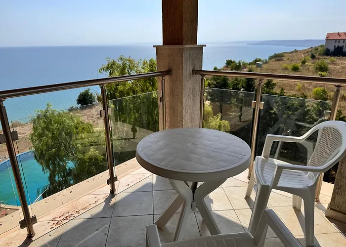 Sea View Infinity For Two - July Morning Complex Каварна